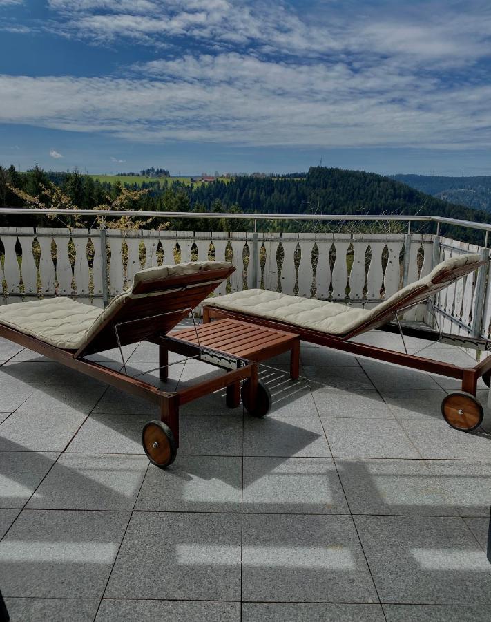 אייכהלדן Ferienhaus Mit 5* Luxus Im Schwarzwald מראה חיצוני תמונה